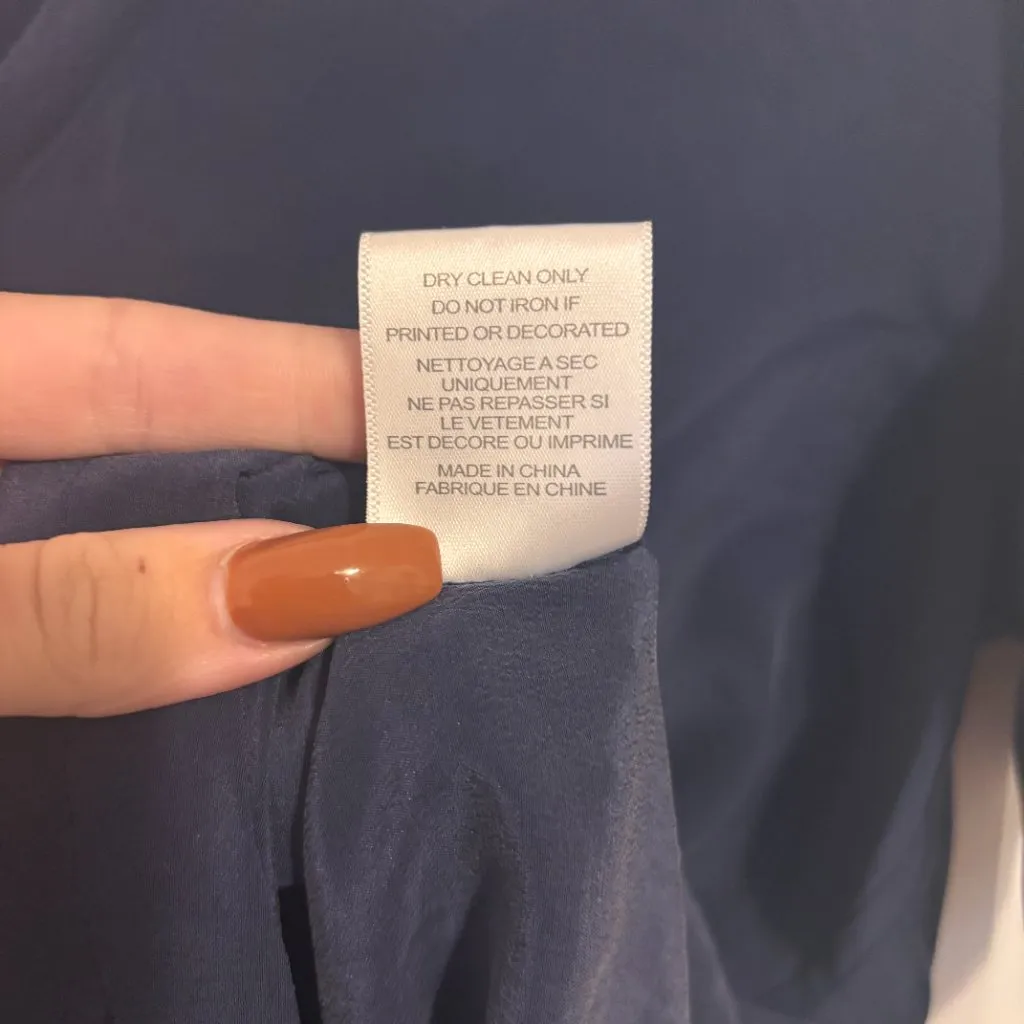 Equipment Femme Womens Medium Navy Blue Silk Crew Neck Short Sleeve Blouse - Image 4