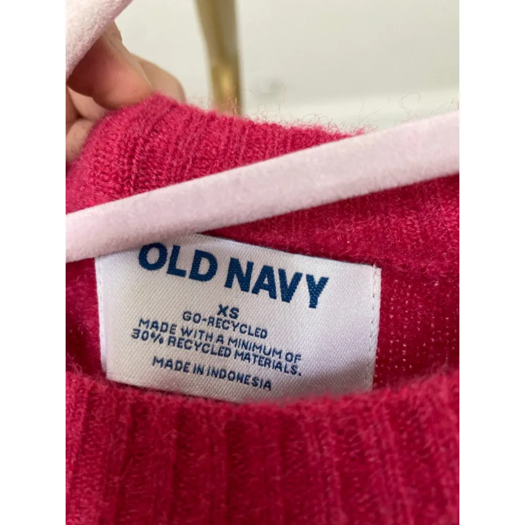 Old Navy Crewneck Wool Sweater XS Fuchsia Pink Cozy Buttery Soft Winter Classic - Image 4