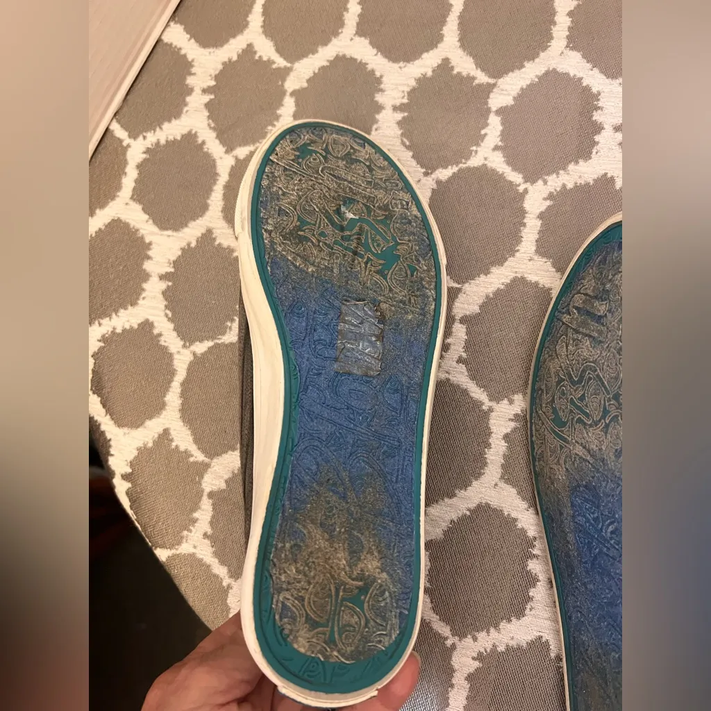 Blowfish Women's Brown Gray Corduroy Slip-On Sneakers retro boho streetwear - Image 10