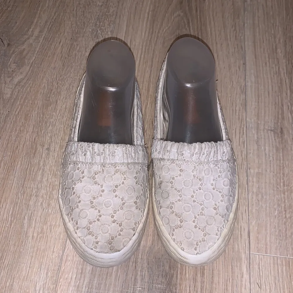 Rocket Dog white pretty petal shoes - Image 4