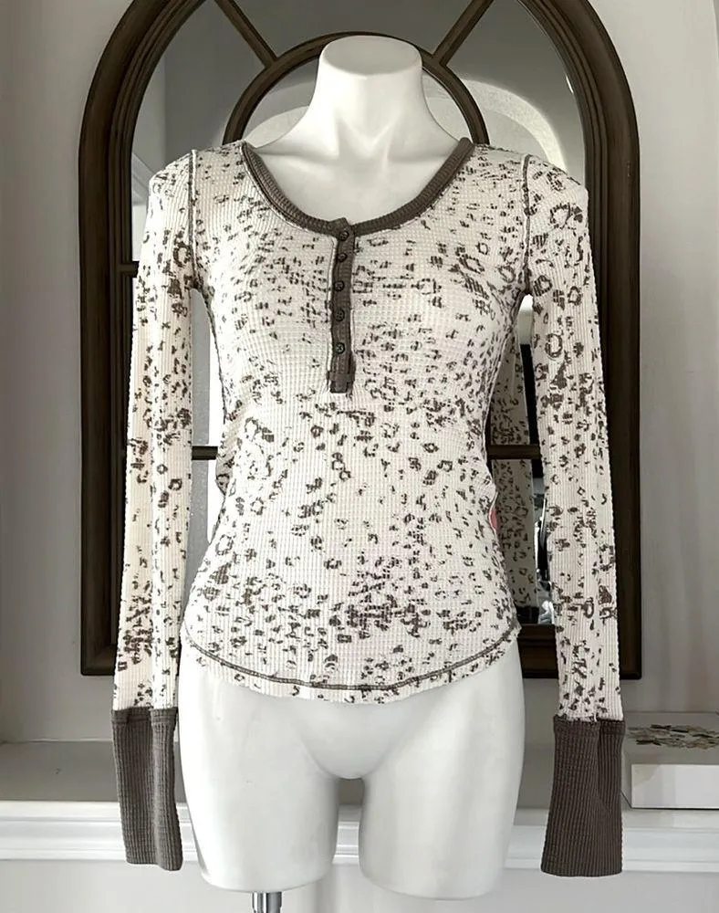 Free People 'Davis' Mottled Thermal Henley Tee, Size S, Excellent! - Image 2