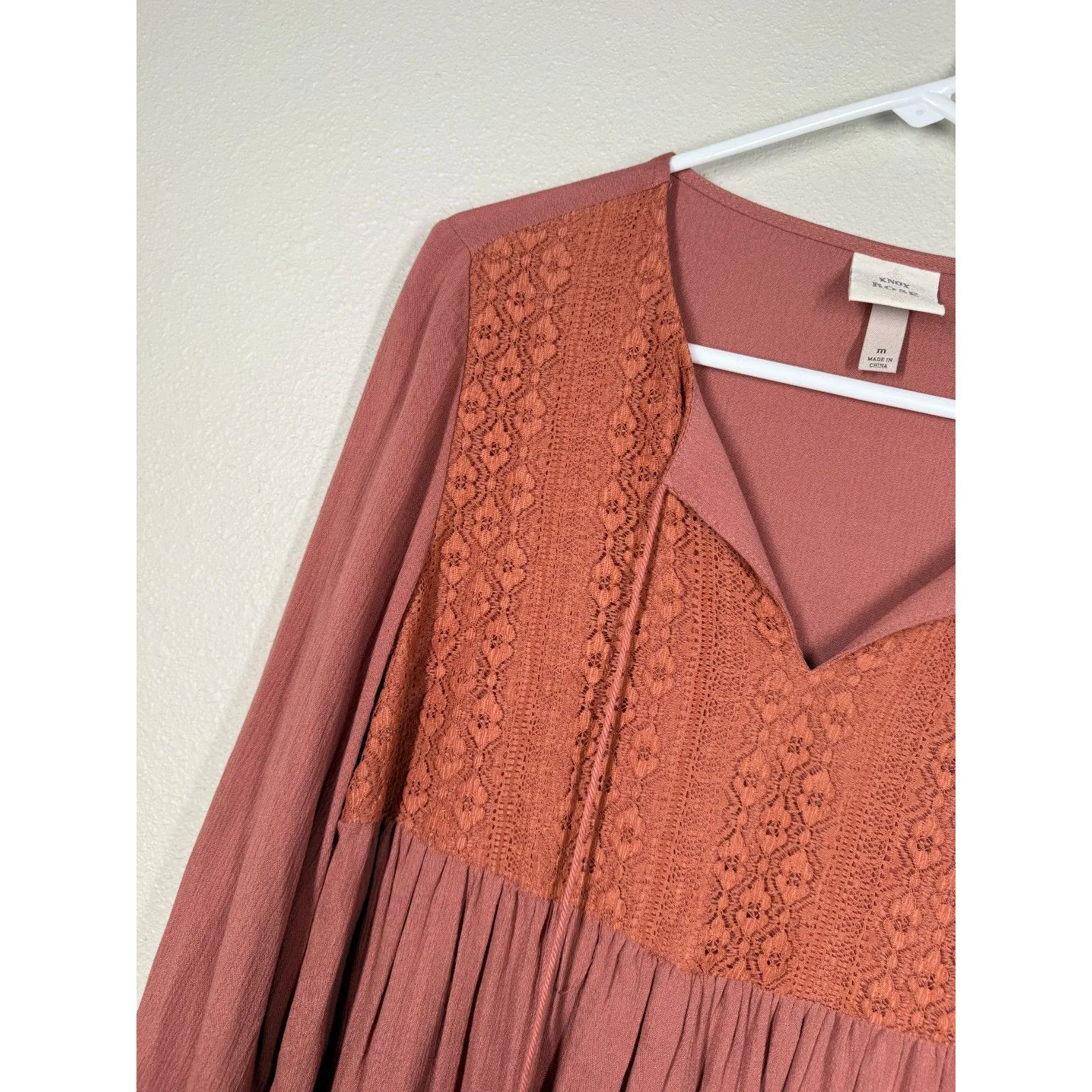 Knox Rose Womens Orange Peasant Top Sz M Boho Flowy Lace Feminine - Image 3