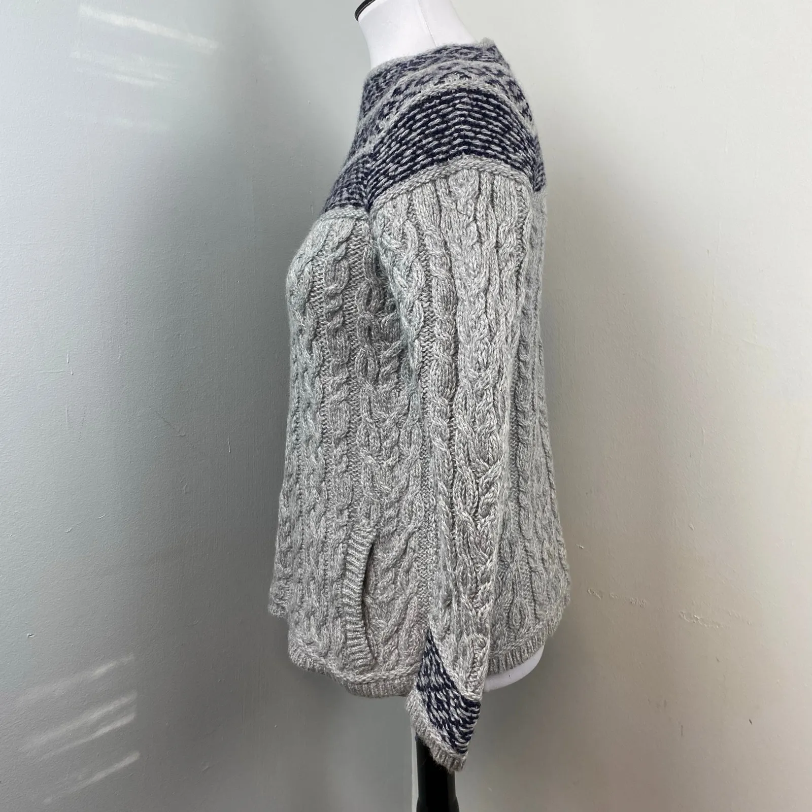 NEW Aran Mor M‎erino F‎‎air Isle Aran Sweater With Pockets‎‎ Medium Gray - Image 4