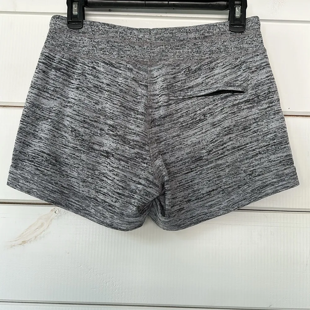 Downplay Shortie Short Heather Gray Small - Image 8