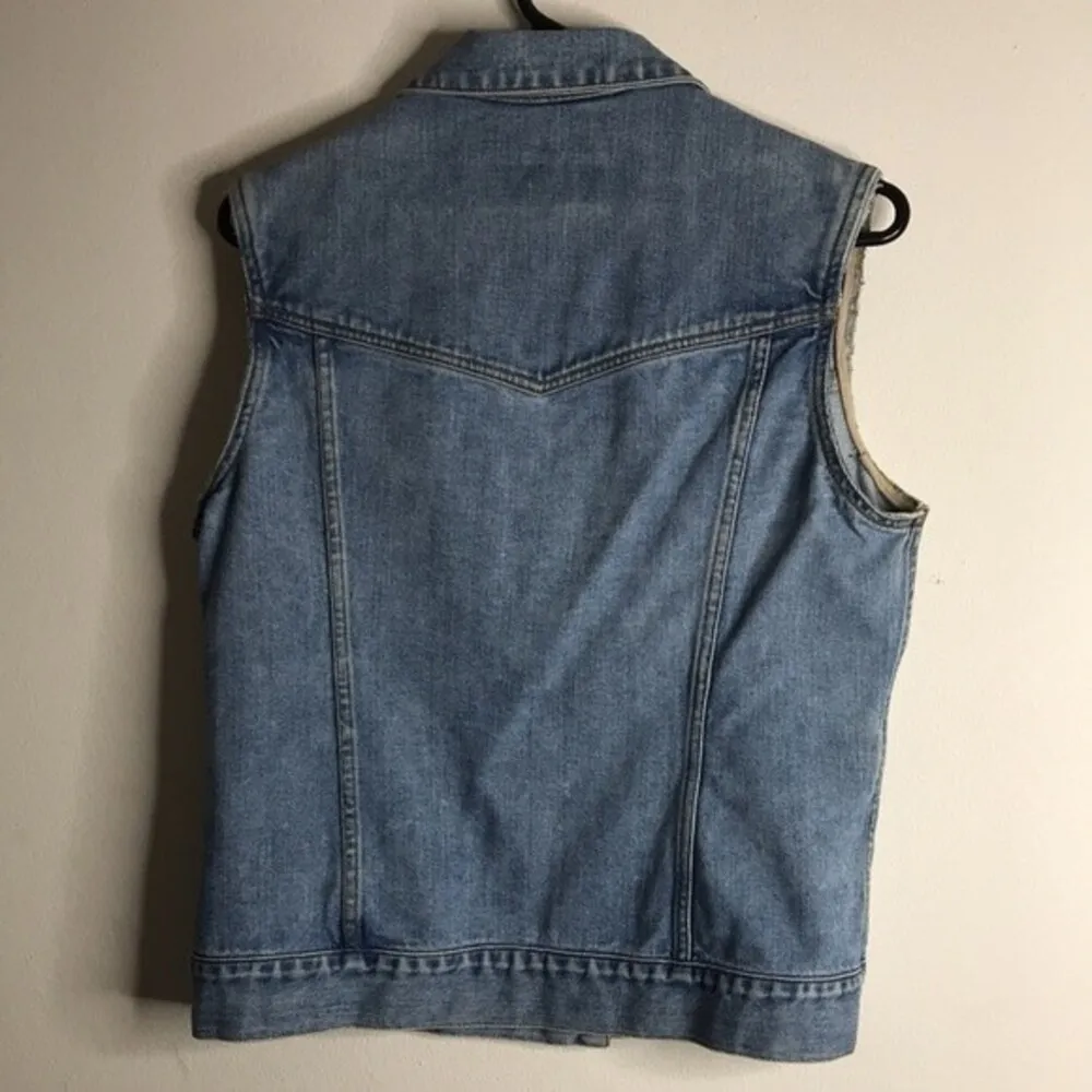 Eddie Bauer button down denim vest with cutoff sleeves size small - Image 8