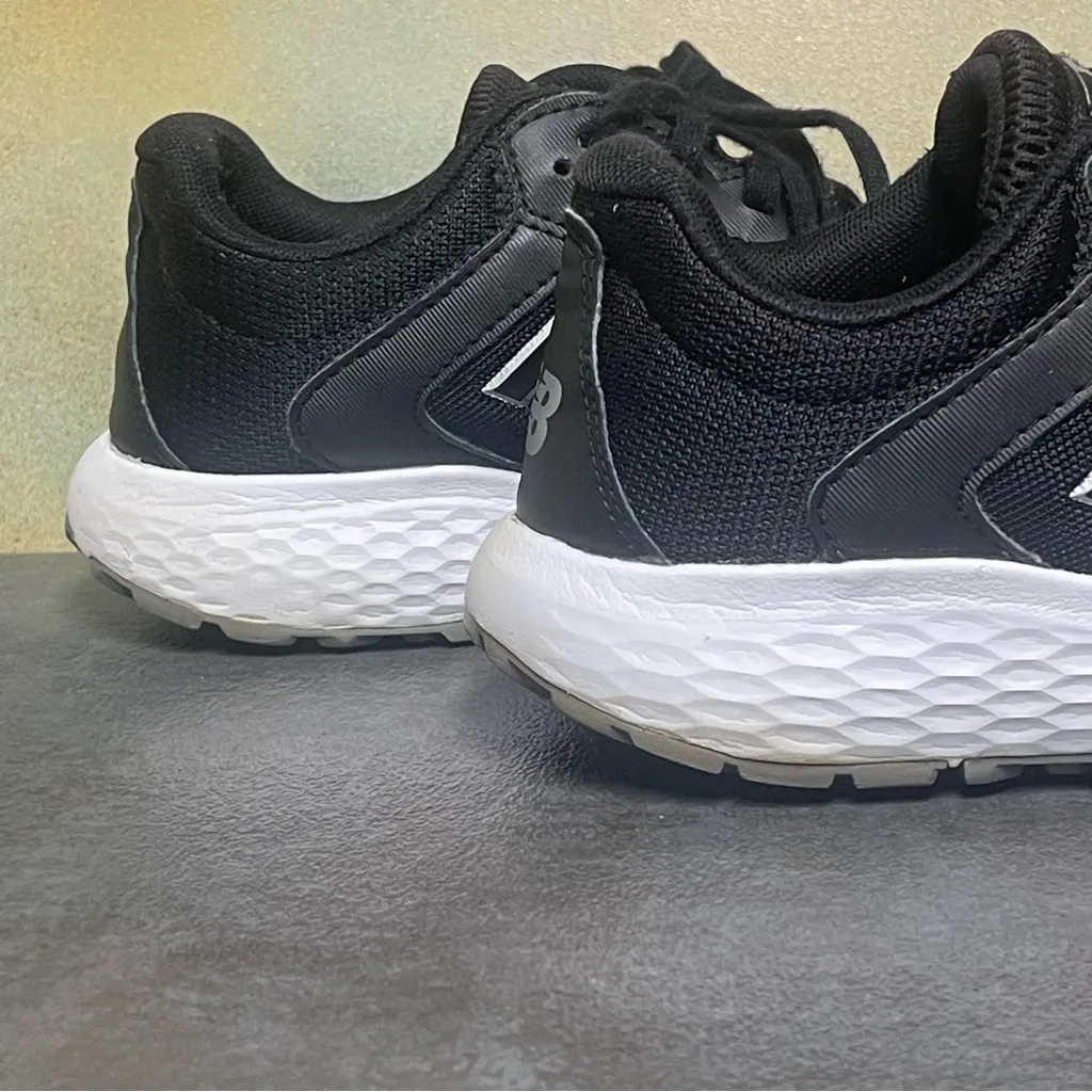 New Balance 520 Comfort Ride Women's Wide Sneakers Black/White Size 8.5D - Image 11