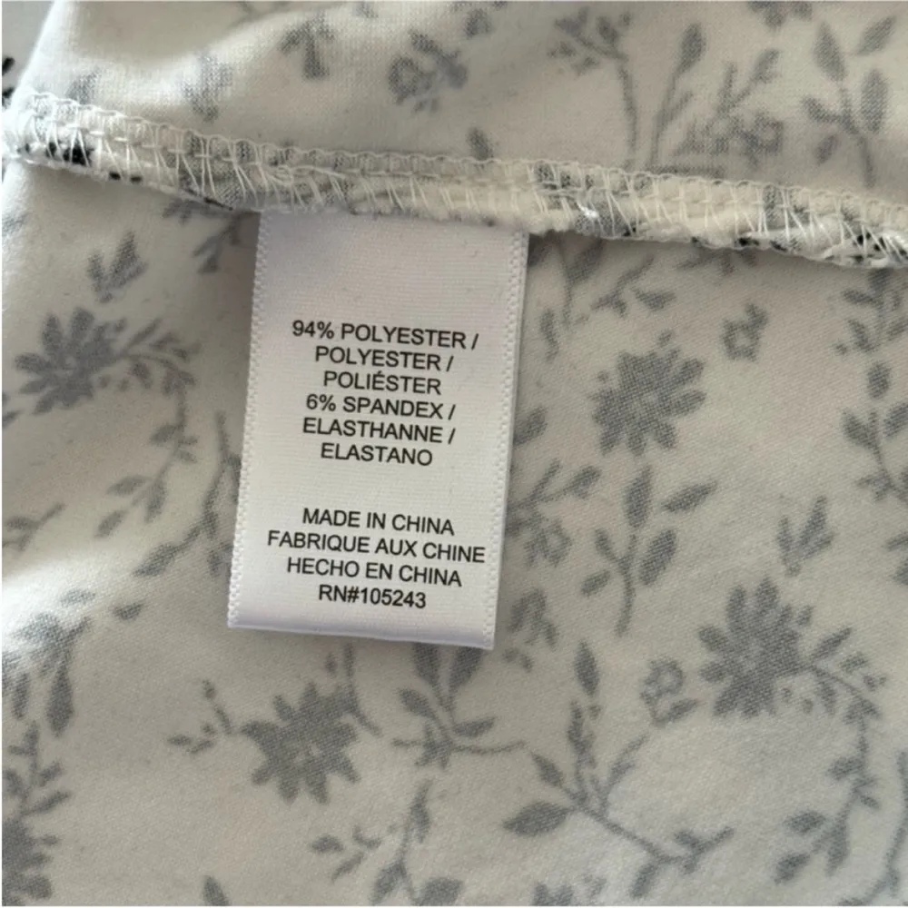 Bobeau Black and White Fitted Blouse - Image 8