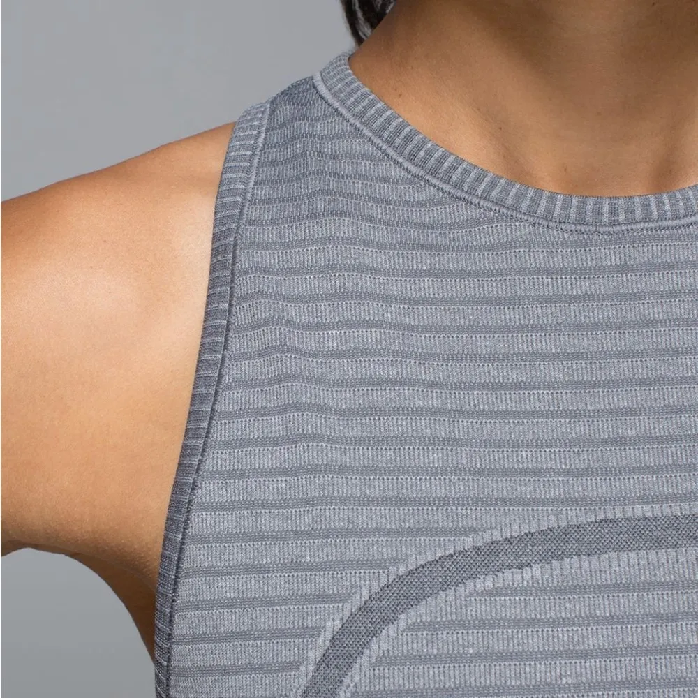 Lululemon Run: Swiftly Tech High-Neck Racerback Tank Top - Stripe Slate Size 4-6 - Image 4