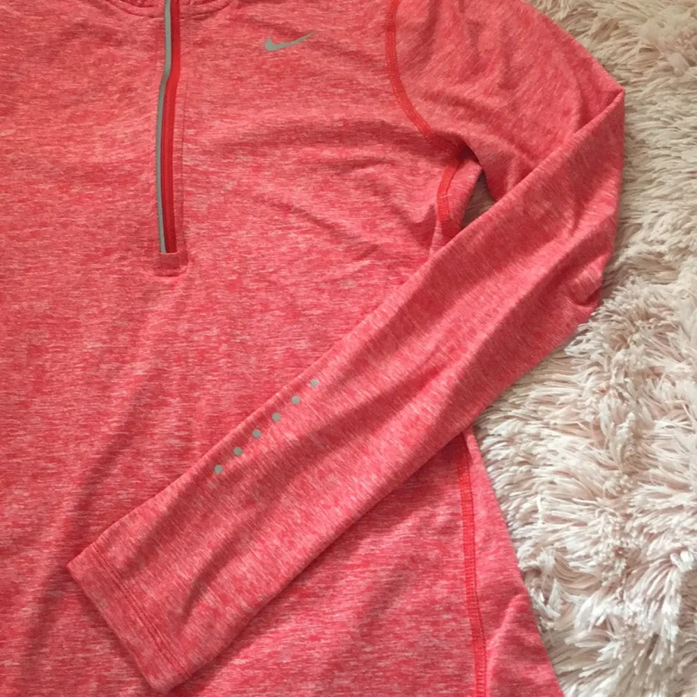 Women’s NIKE Dri-Fit 1/4 Zip Athletic Training Workout Pullover Slim Fit Jacket - Image 6