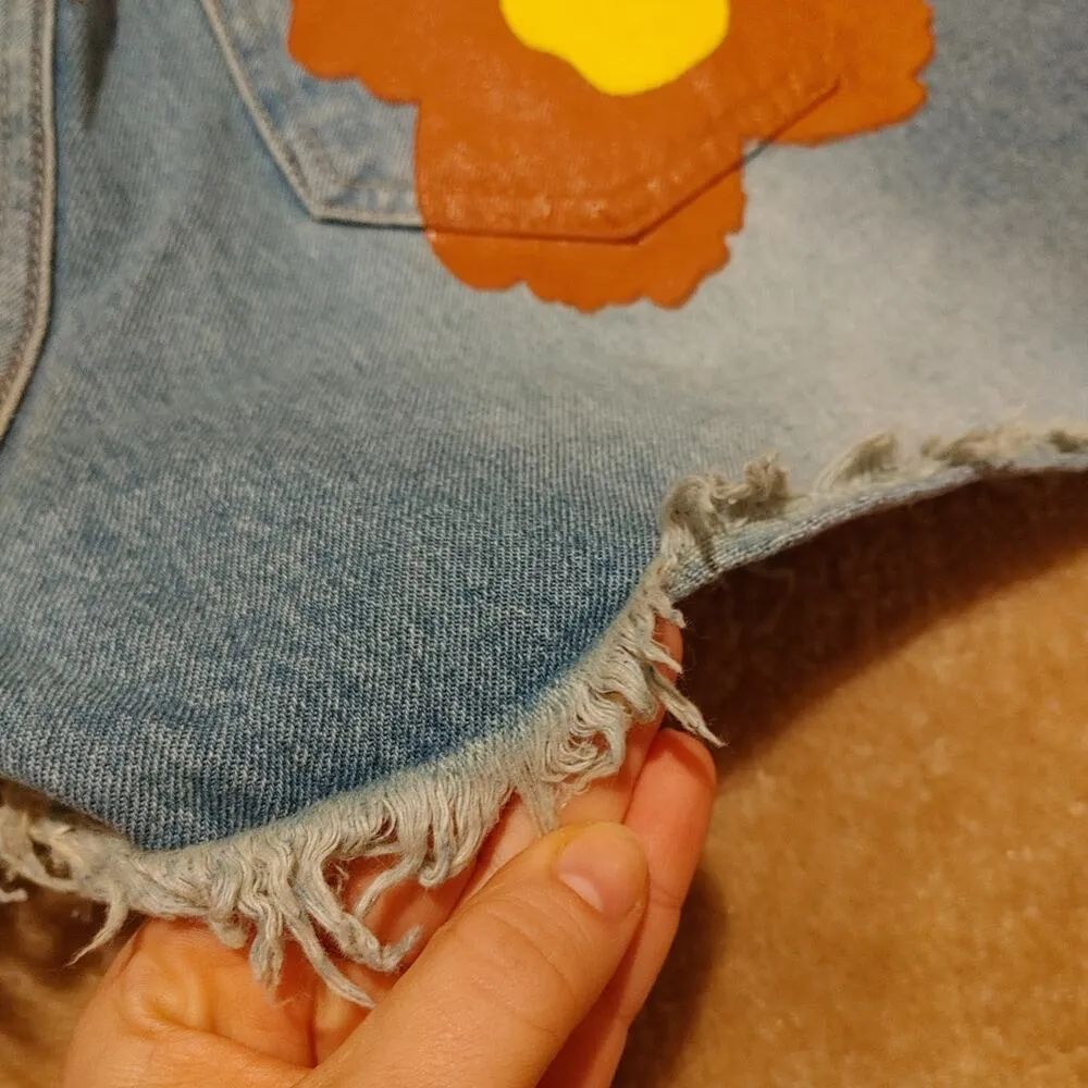 Shein Mod Size 29 Distressed Jean Shorts Painted Floral Flower Cotton Zipper - Image 3