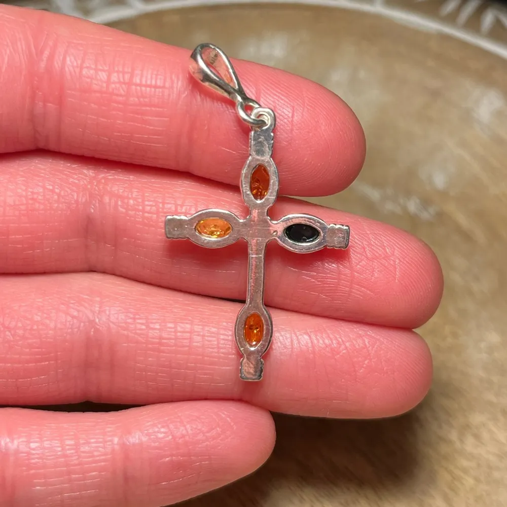 NWOT Amber 925 Sterling Silver Cross Pendant - Image 11