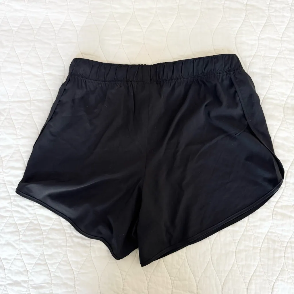 NWT New Balance Core Run 5 Inch 5" Black Shorts Womens S Athletic Workout Gym - Image 2