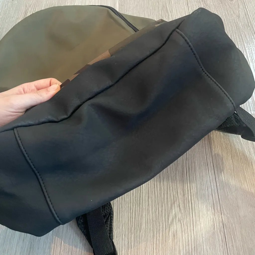 Fossil NWT Colorblock Camo Backpack Green Black Orange Accents Travel School - Image 5