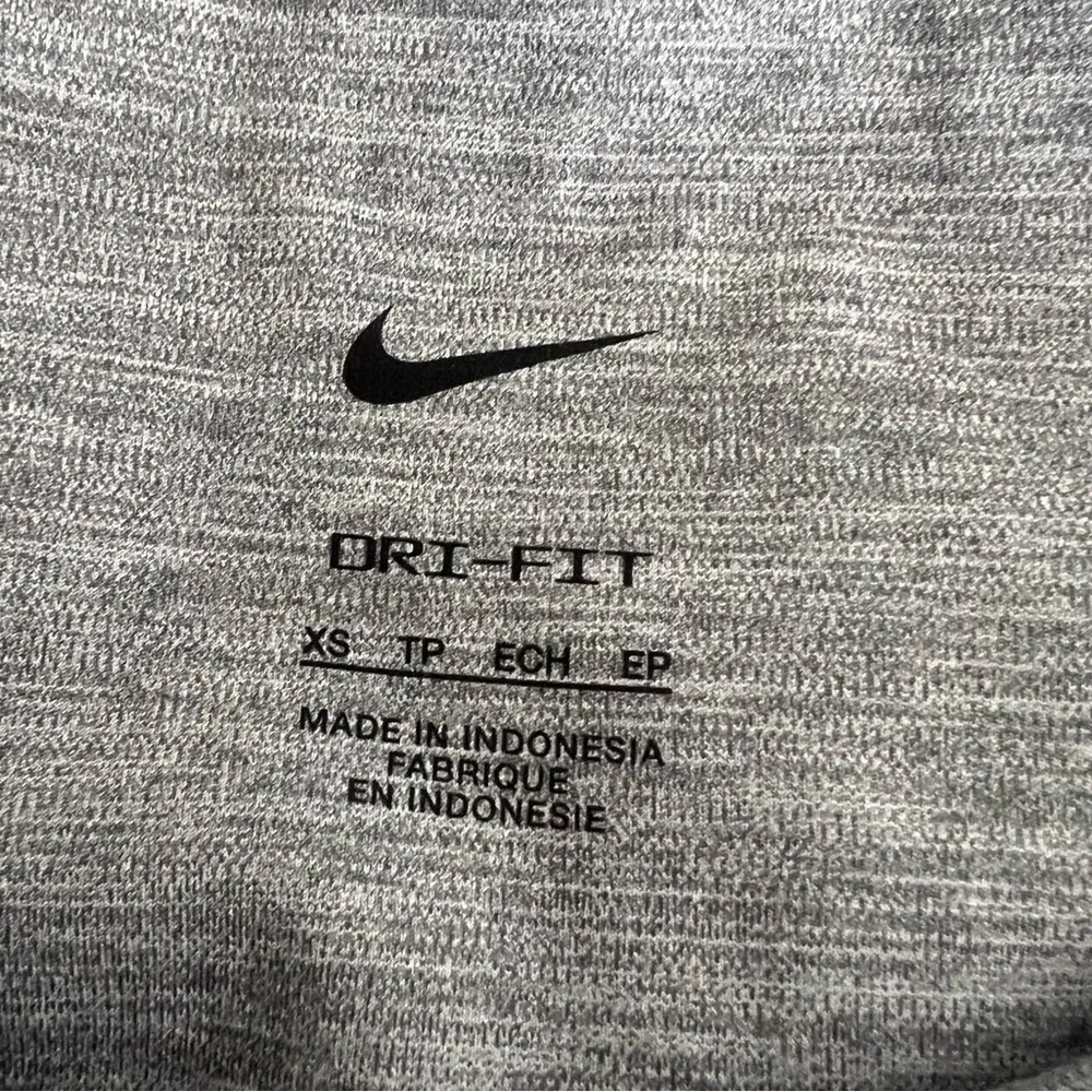 Nike One Tight Fit Mid Rise Full Length Women's Grey Training Pant Size XS - Image 9