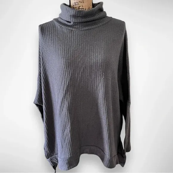 Women's Oversized Waffle Knit Batwing Turtleneck‎ Gray Tunic Large | GUC - Image 2