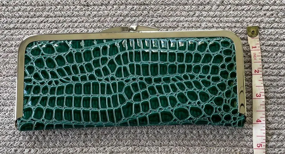 Emerald Green Patent Crocodile Snap Clutch Purse Wallet - Image 2