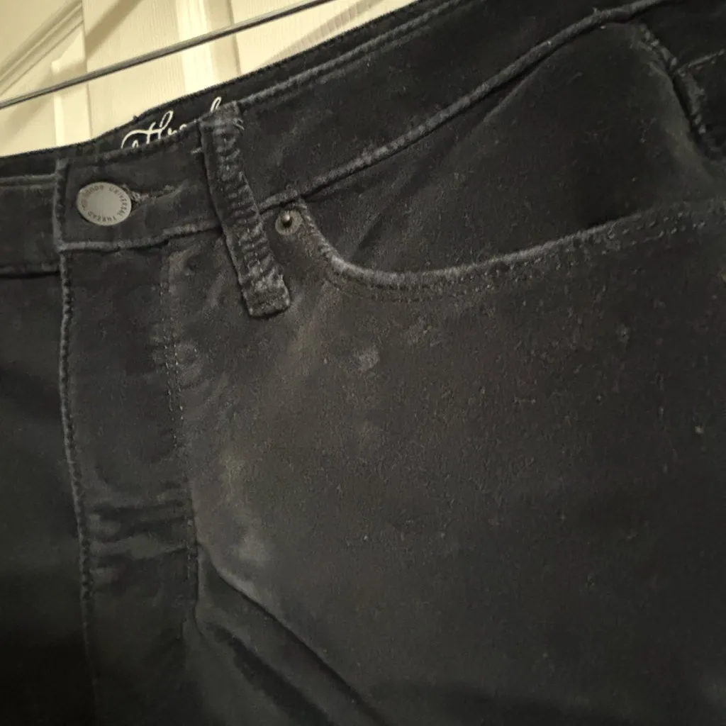 Universal Threads Black velvet pants - Image 3