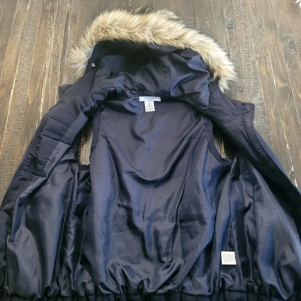 Liz Claiborne Puffer Vest With Faux Fur Lined Hood‎ Women's Size Petite PM - Image 3