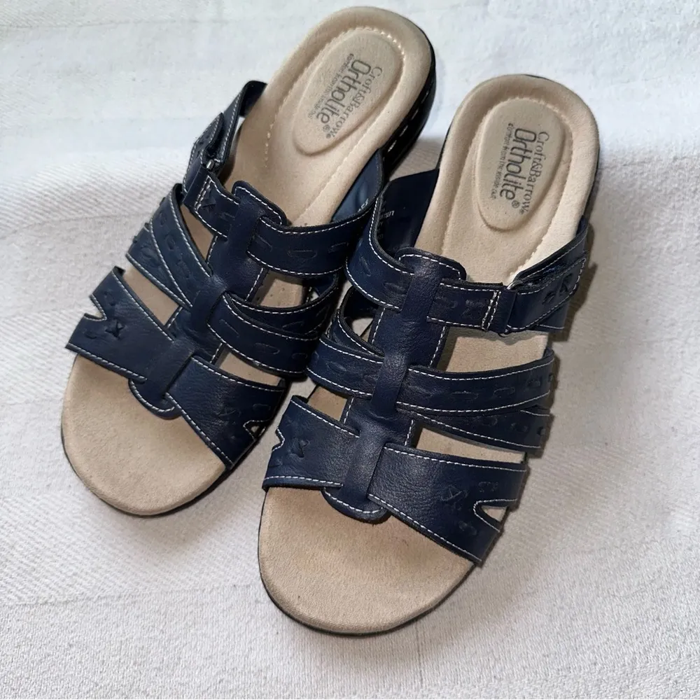 Croft & Barrow  ortholight navy blue cut out slip on sandals women 8.5 M - Image 2