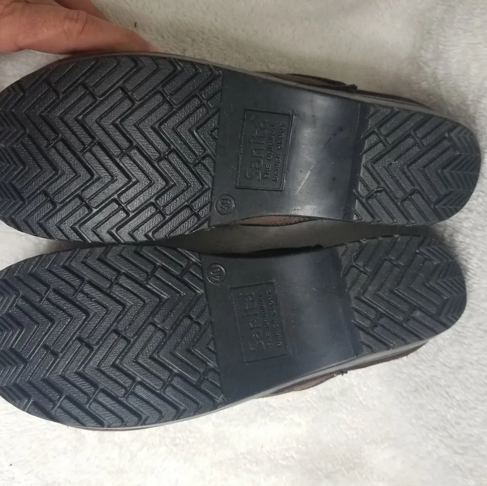 NEW Sanita Suede Clogs Brown Size 9 - Image 7