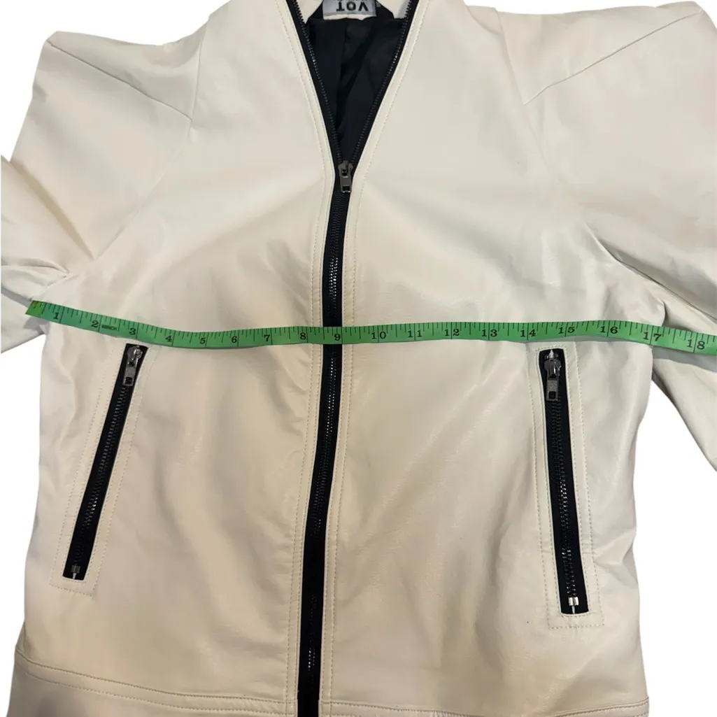 TOV Los Angeles Faux Leather Jacket
Size: 38 (fits like a US Small/Medium) Tan - Image 5