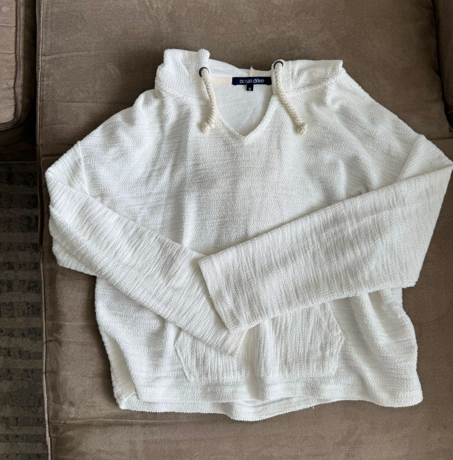 Beachy Hoodie White Size M - Image 3