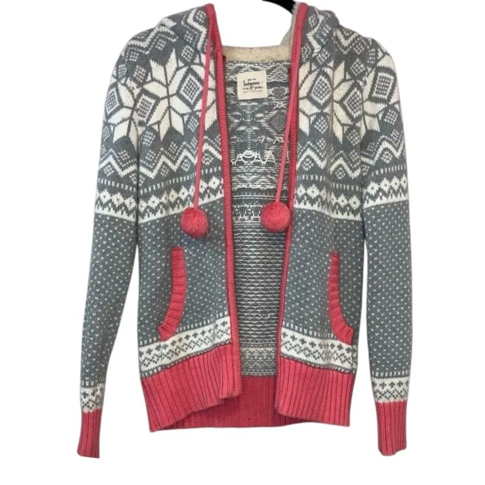 Between Me & You Nordic Fair Isle Hooded Cardigan Pom Pom Sweater Wool Blend Gray - Image 3
