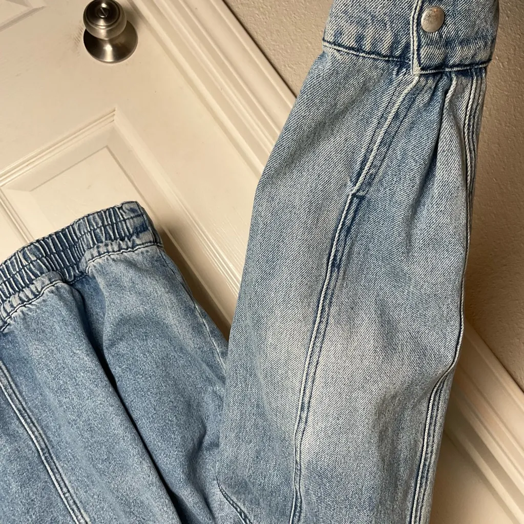 BLANKNYC Woman’s Wondering Why Denim Jacket Size small - Image 11