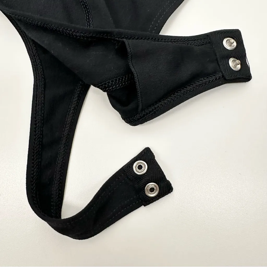 Good American 3/4 Sleeve Scoop Neck Bodysuit Style GB0029 - Image 3