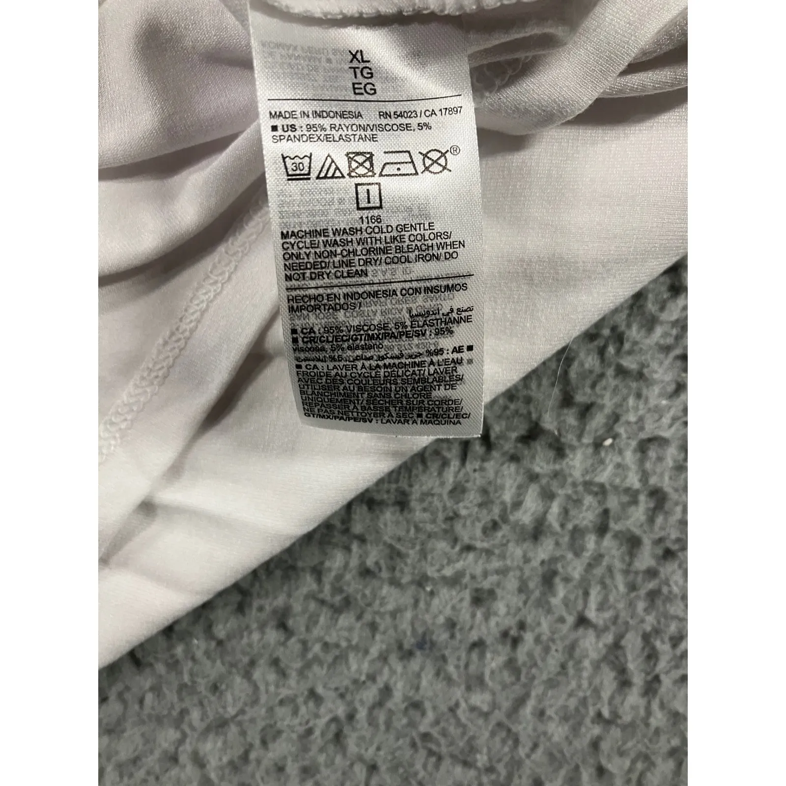 OLD NAVY Luxe T Shirt Women XL White Rayon Blend Short Sleeve Relaxed Casual - Image 7