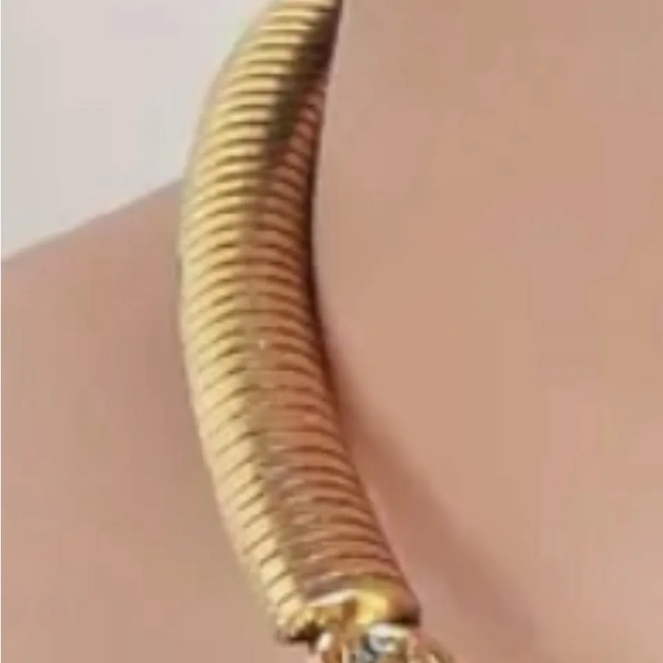 Necklace with exaggerated elephant design. Ethnic vintage style alloy jewelry Gold - Image 4