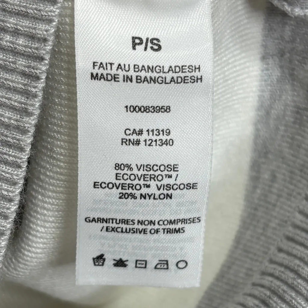 Garage Cropped Sweater Womens P/S Gray White Cozy Minimalist Scandi-Inspired Y2K - Image 6