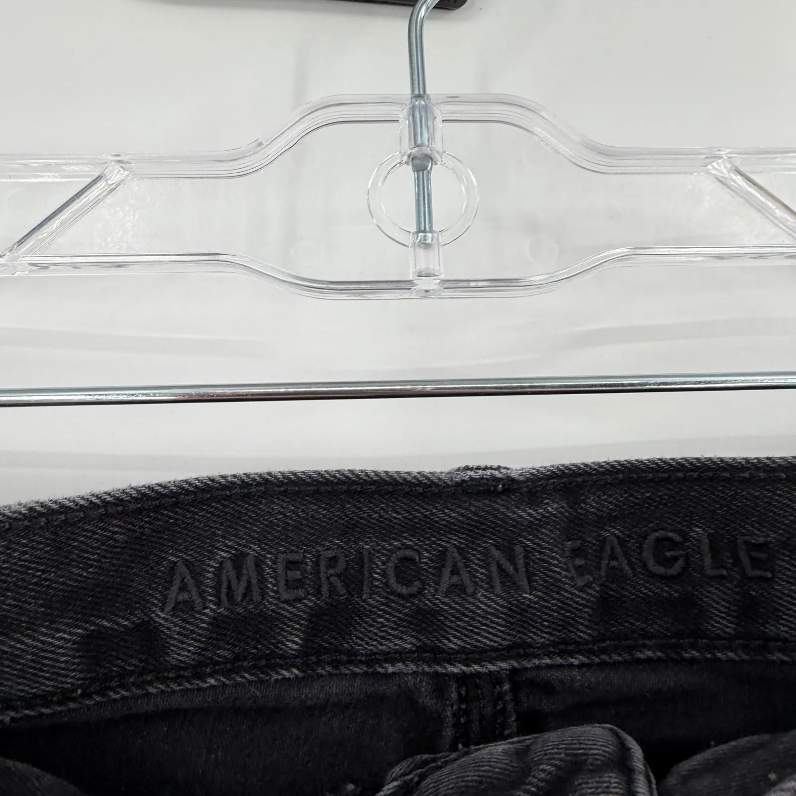 American Eagle Outfitters Womens Black Distressed Ripped Mom Jeans Size 4 Long - Image 3