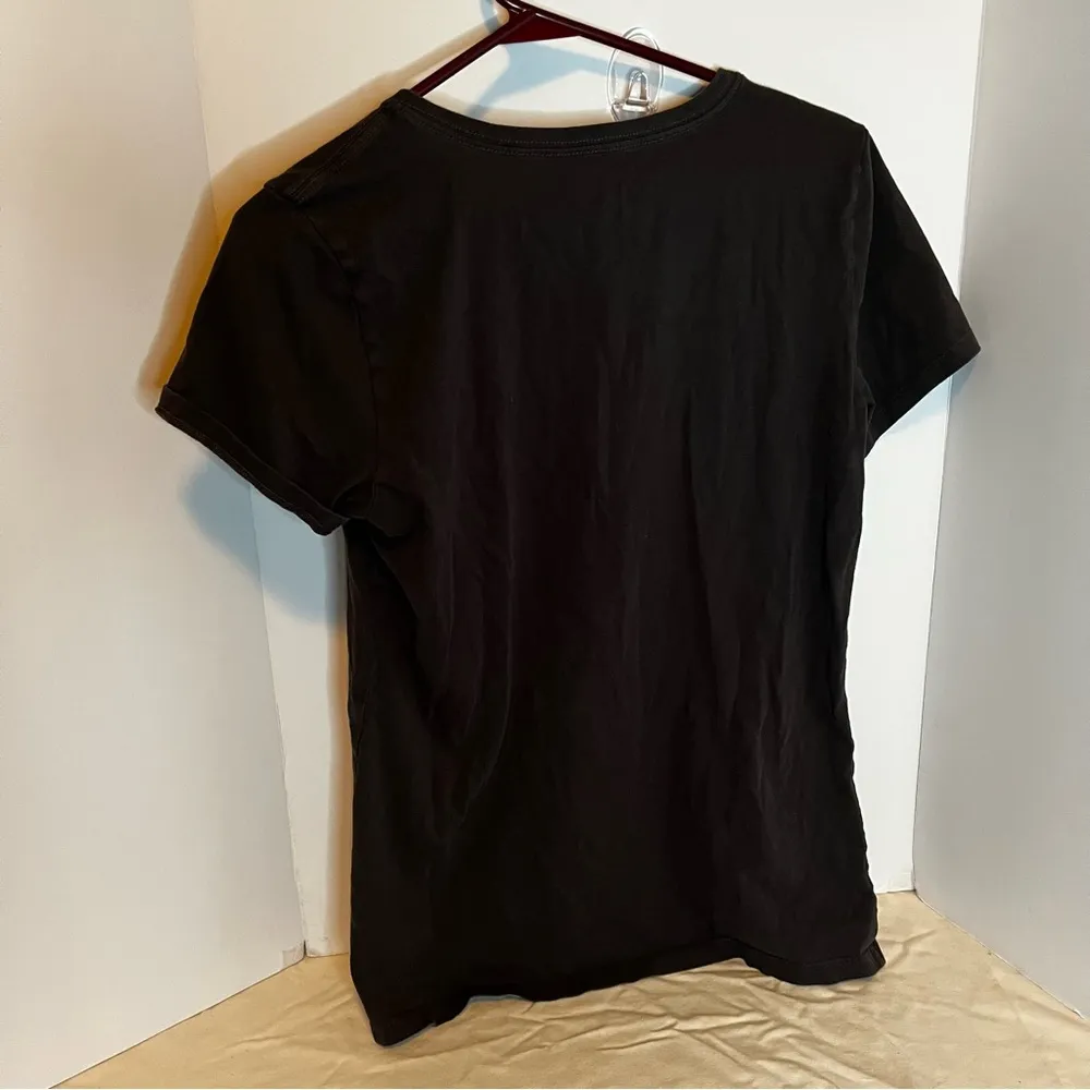 Dark grey life is good t shirt - Image 3