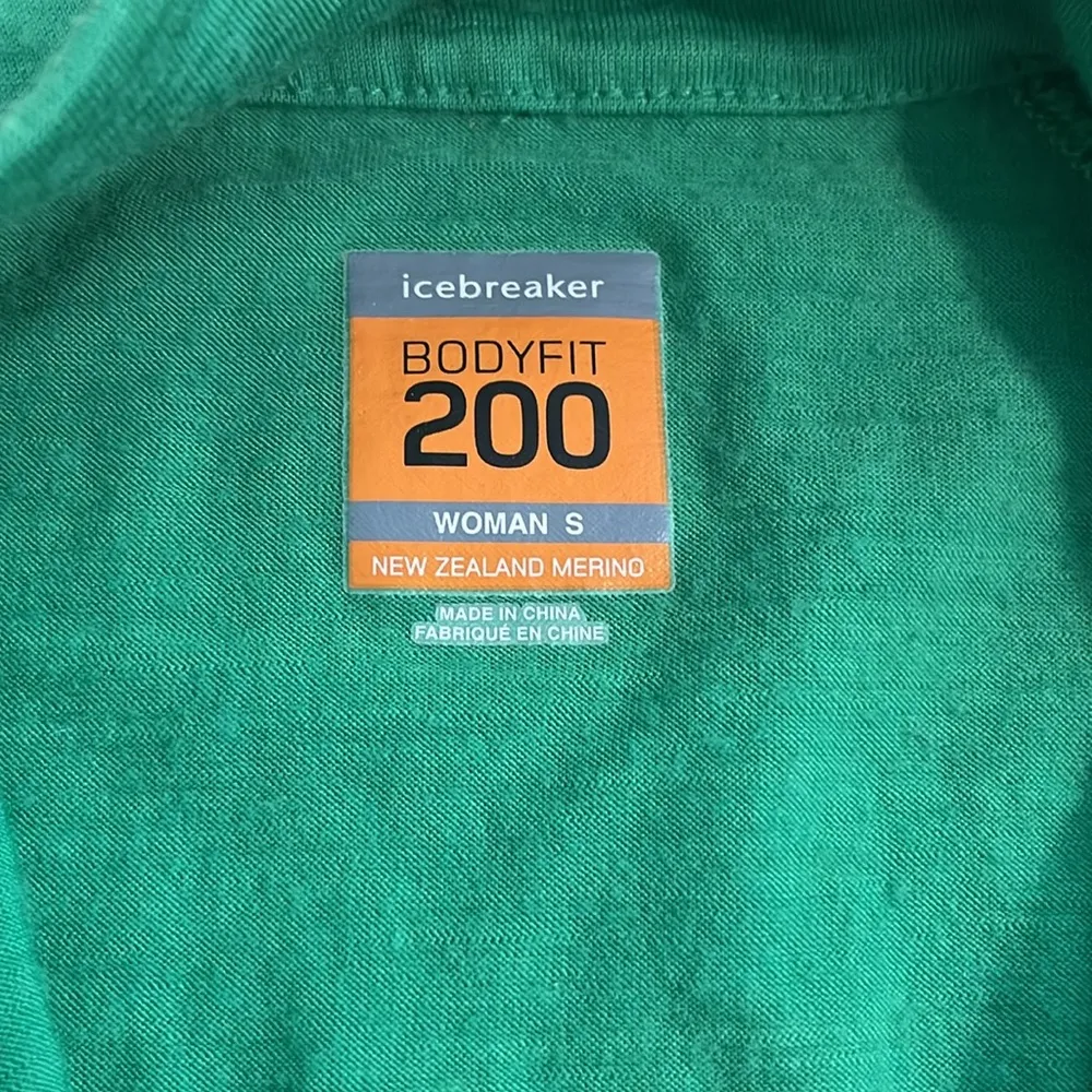 Icebreaker Green Bodyfit 200 Chakra Merino Wool 1/4 Zip Top Sz S - Image 2