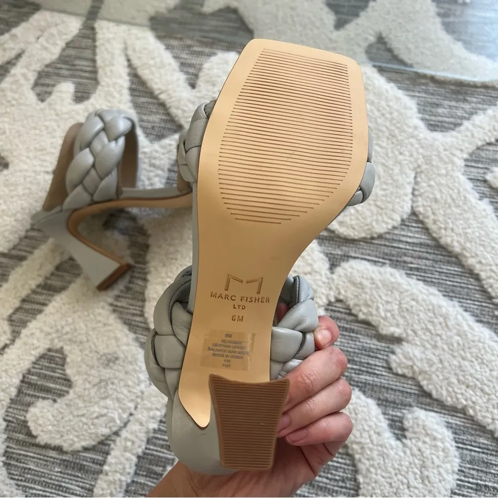 Marc Fisher Hammy Braided Leather Strap Sandal in Grey Silver Size 6 NWT - Image 8