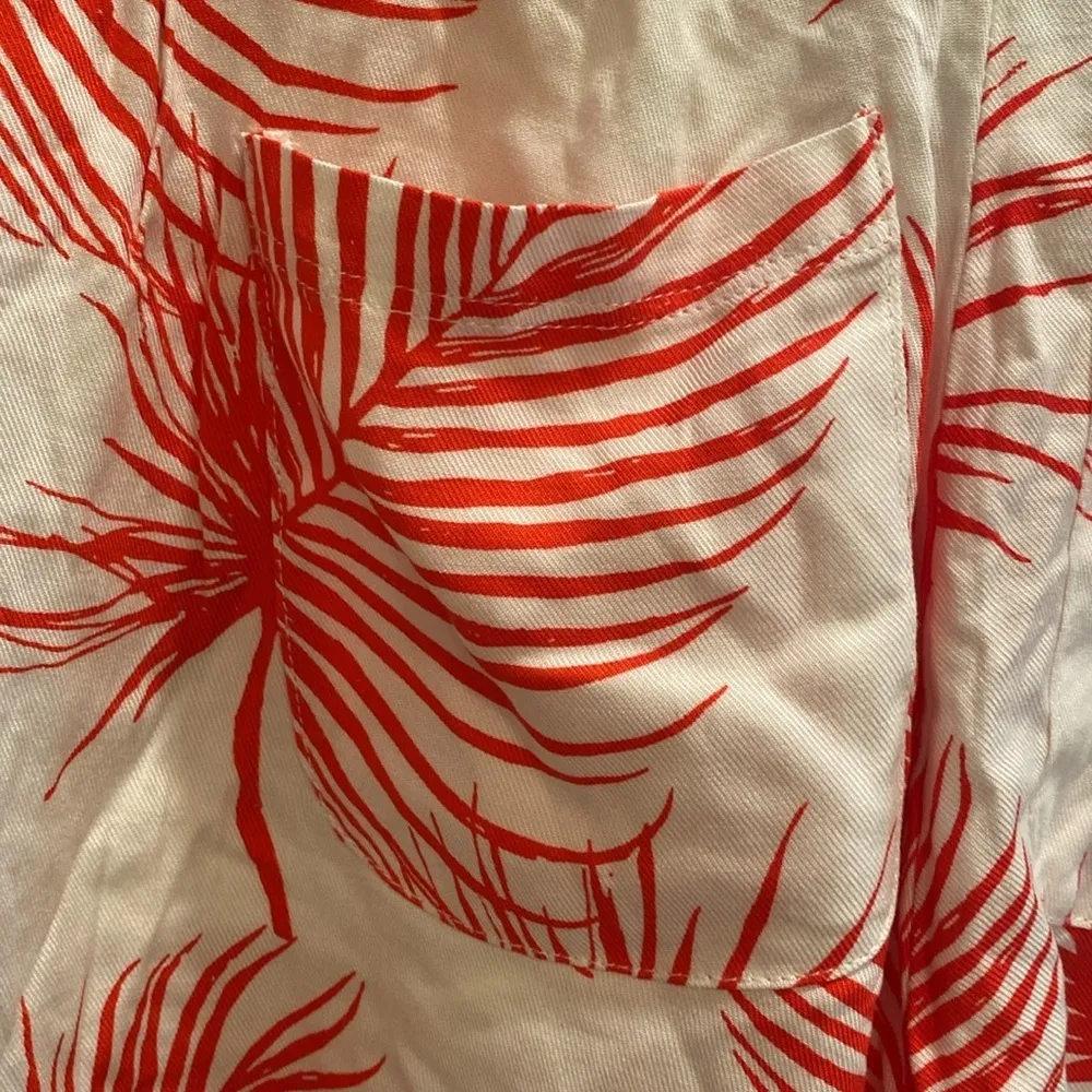 Hurley Elasticated Waist Drawstring Hip & back Pockets White Red Fern Size M - Image 5