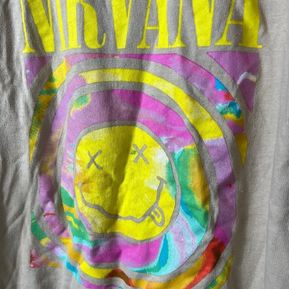 Nirvana smile print‎ sweatshirt women’s size large - Image 4