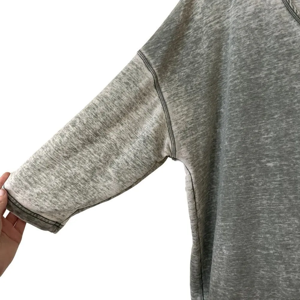 Central Park green oversized 3/4 sleeve top classic sweater comfort - Image 3