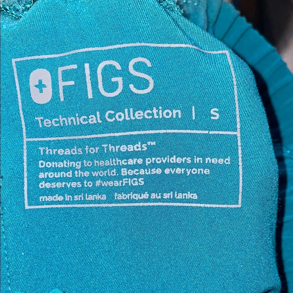 Blue Scrub Set with Jogger Pants blue fig scrubs size small/XS Zamora/caterina - Image 14