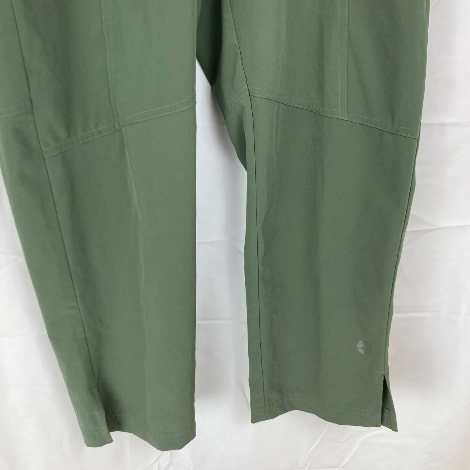 LL Bean Womens L Thyme Green VentureStretch Woven Ankle Pant Hiking Outdoors Size L - Image 4