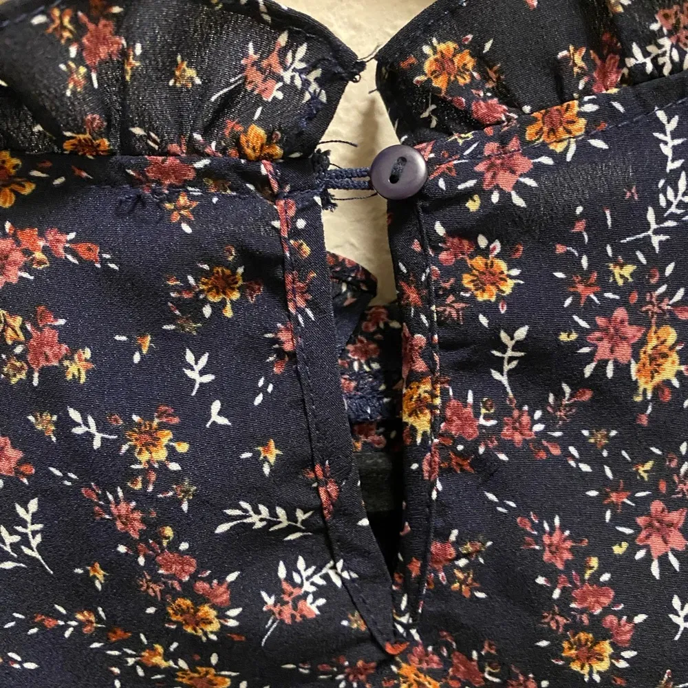 Bohme Modest Long Sleeve Smocked Floral Ruffle Midi Dress Size M - Image 12