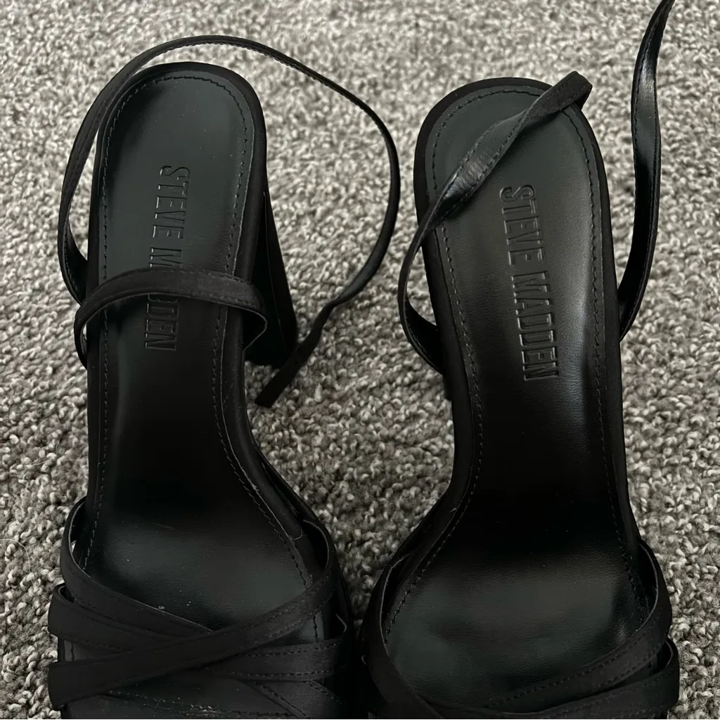 Steve Madden Black Platform Heels - Image 3