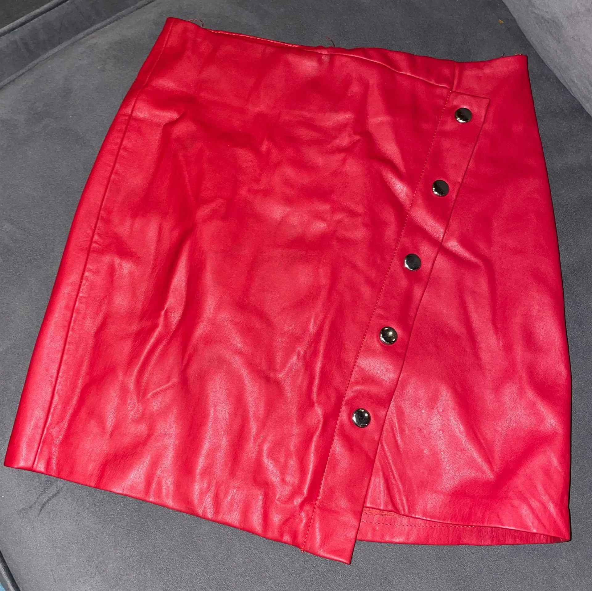 Red Faux leather skirt - Image 2