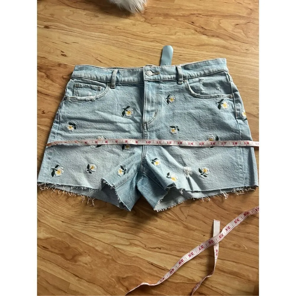 Loft High Rise Frayed  jean Denim Shorts Floral Embroidered Stone Wash Size 6/28 - Image 8