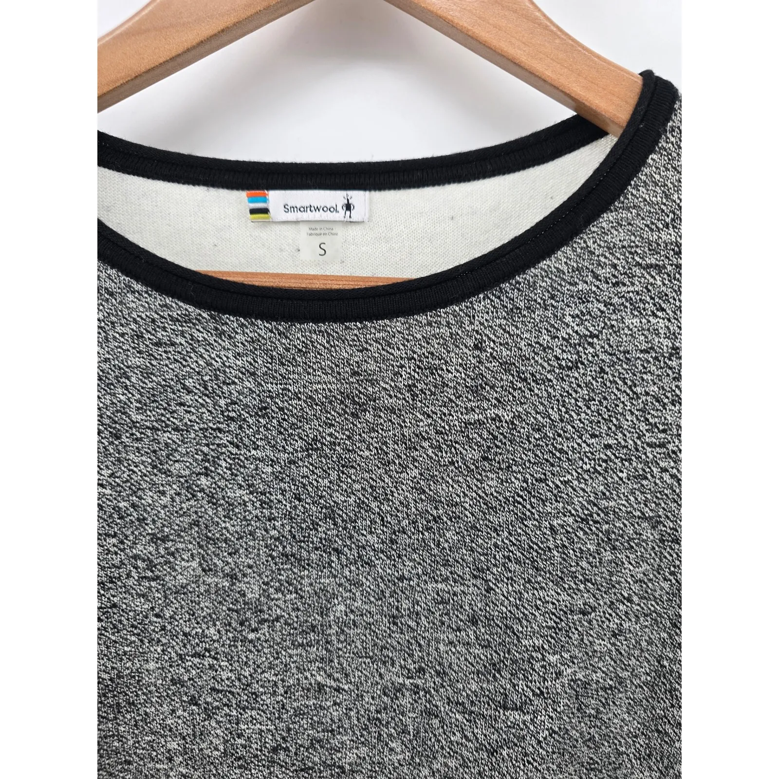 Smartwool Long Sleeve Crew Neck Base Layer Sweater Heather Gray Black Small - Image 2