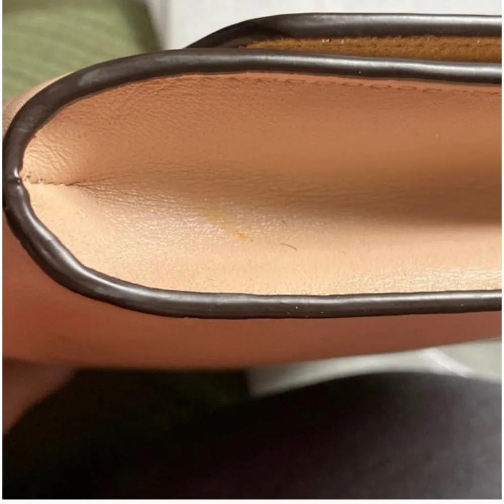 SANDRO Beige Crossbody Bag With Gold Accent Strap - Image 8