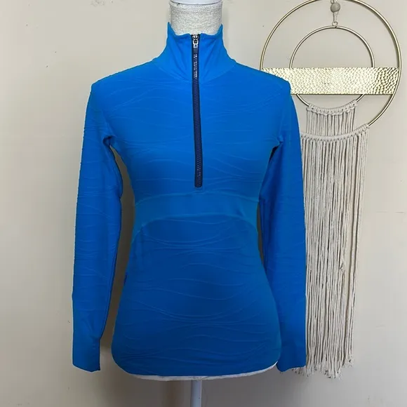 title nine • swift half zip long sleeve hiking top - Image 17