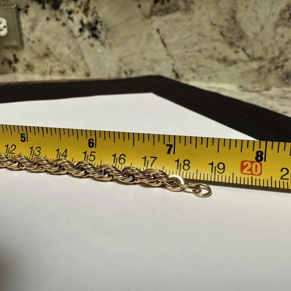 Women’s Vintage Signed Monet Gold Tone Chain Bracelet 7 1/4 Inch - Image 6