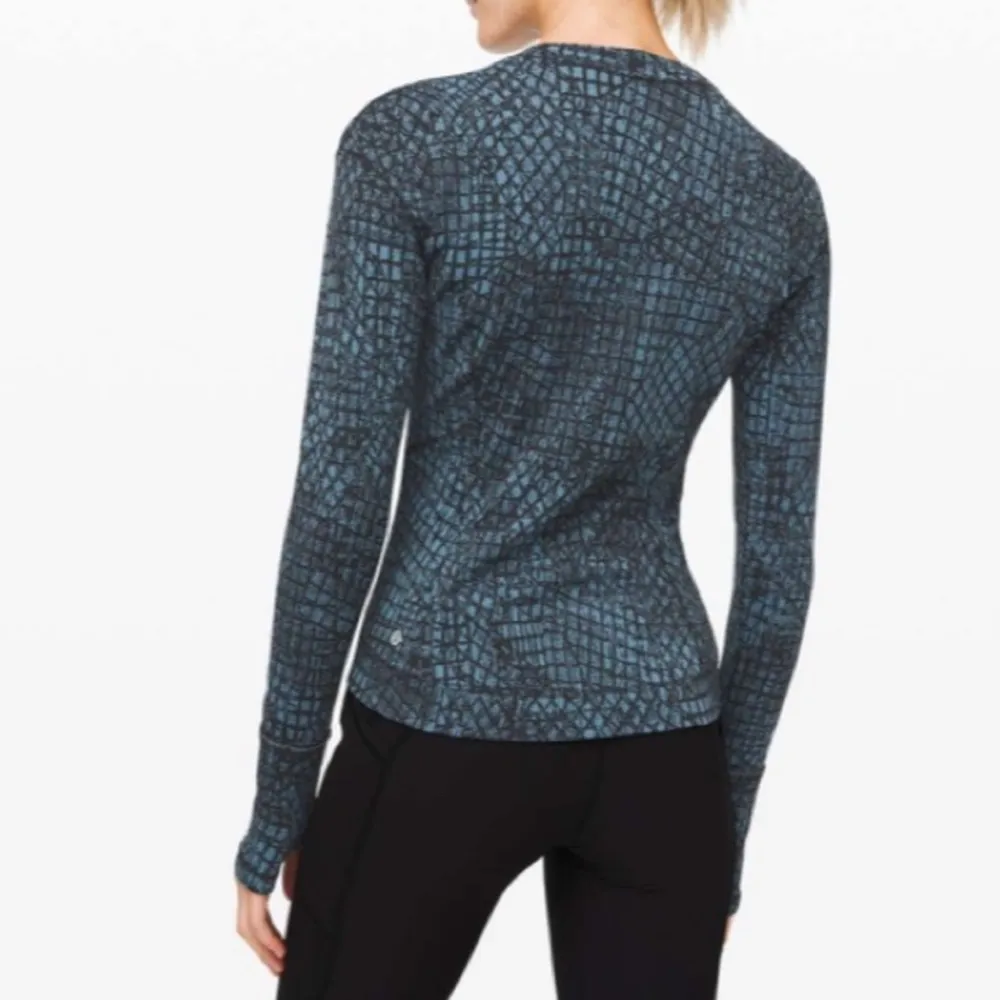 Lululemon Close To Crossing Jacquard Long Sleeve Discontinued Print Size L - Image 16